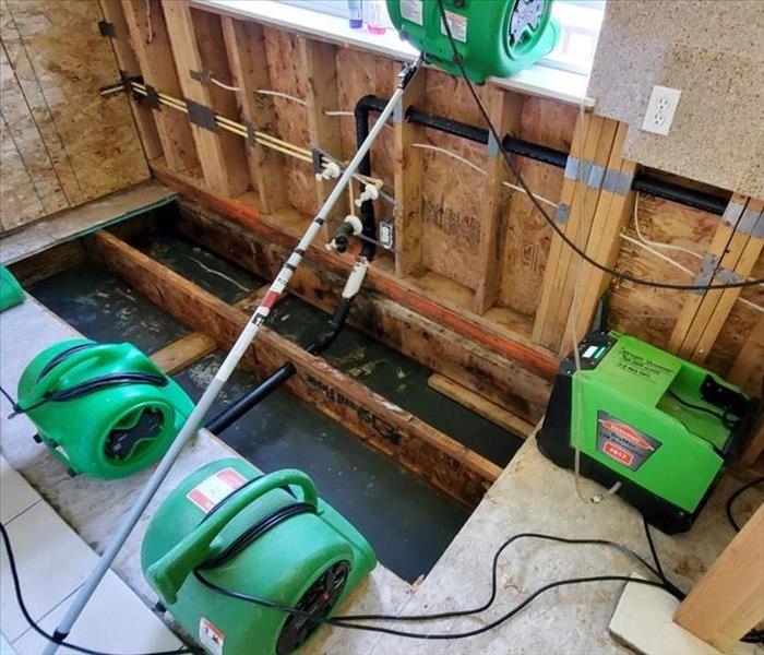 Mitigated kitchen with SERVPRO drying equipment